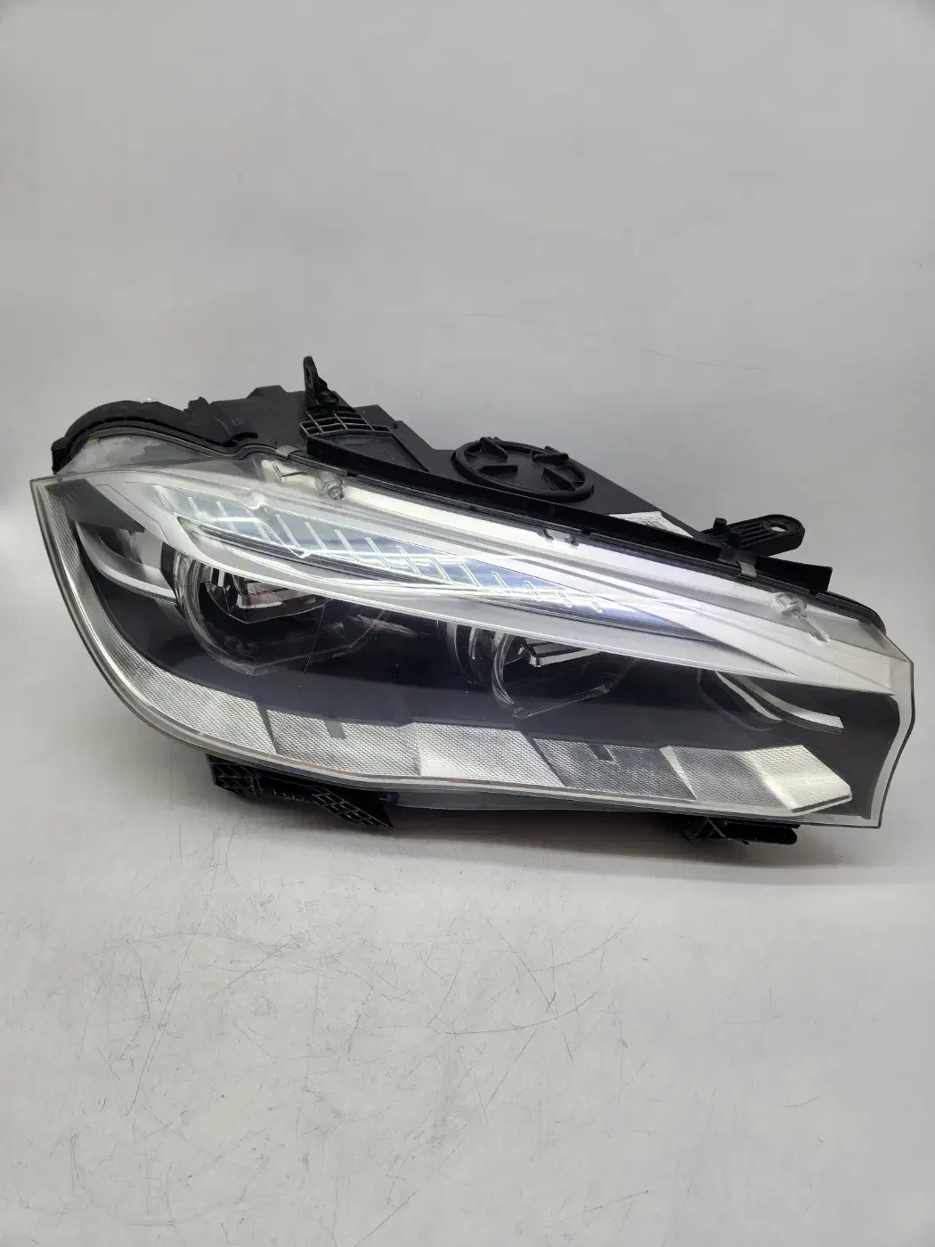 BMW X6 F16 어댑티브 LED 중고 헤드라이트 헤드램프 조수석